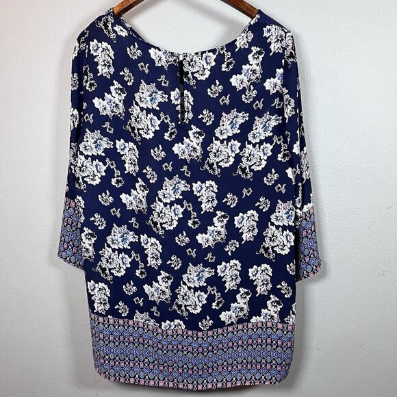 Rose + Olive Women's Floral Print Blue Tunic Top Size 1X Casual Spring Blouse - Picture 2 of 10